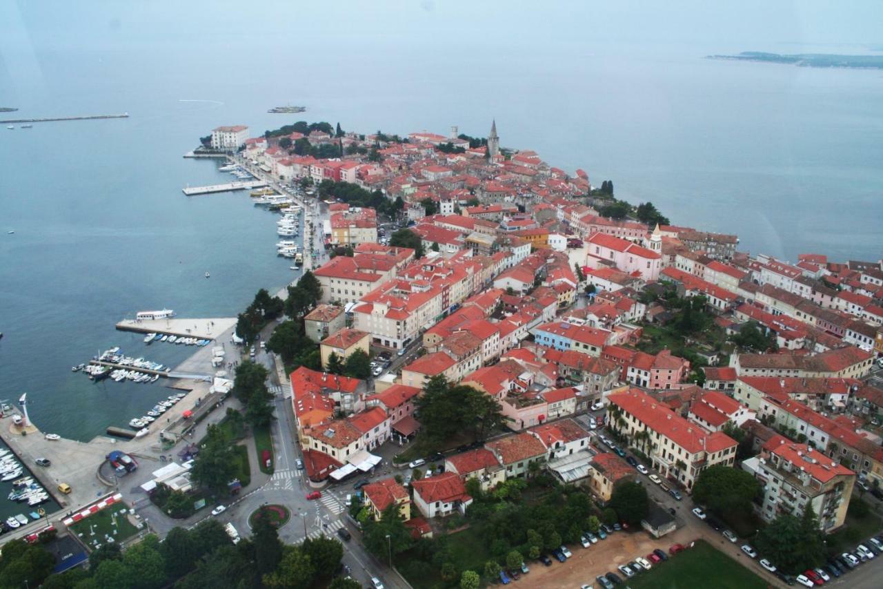 Apartment Markovski Porec Bagian luar foto