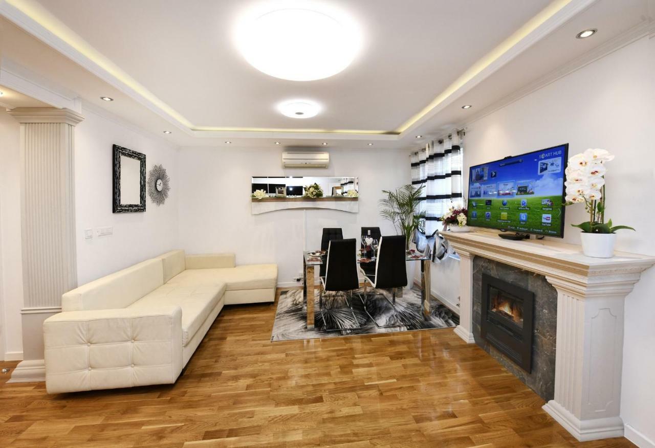 Apartment Markovski Porec Bagian luar foto